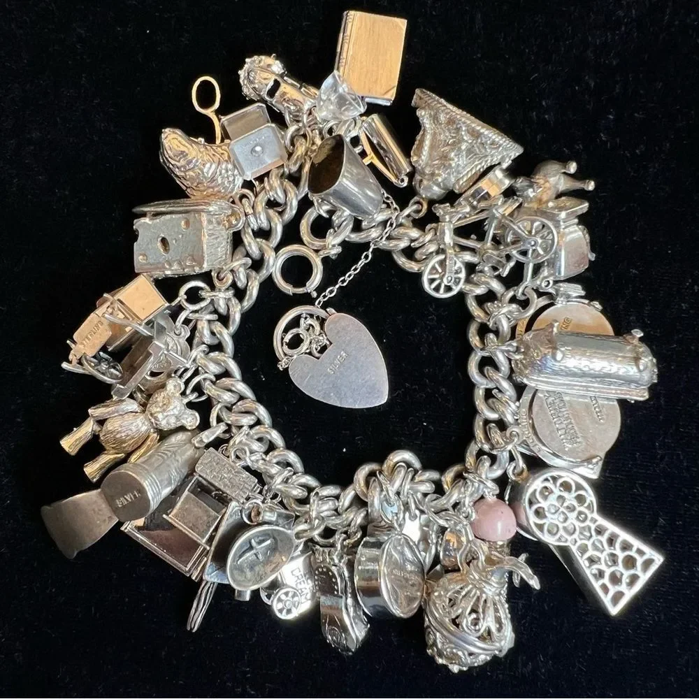VINTAGE CHARM BRACELET HEART LOCKET TRAVEL 60s 70s STERLING SILVER 925 124G EVC